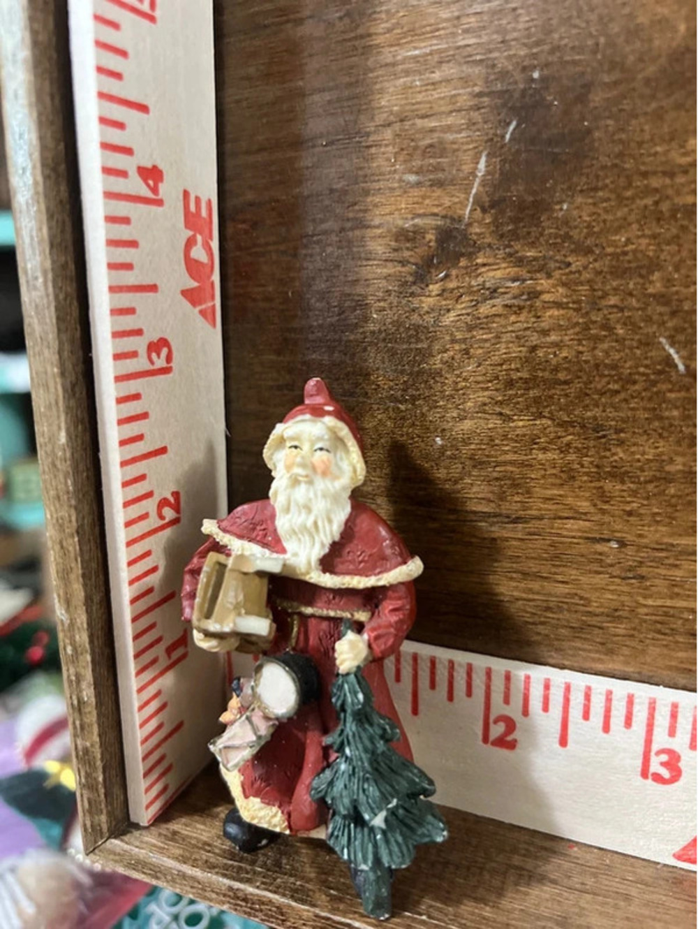 Santa Lot - Picture 4 of 7